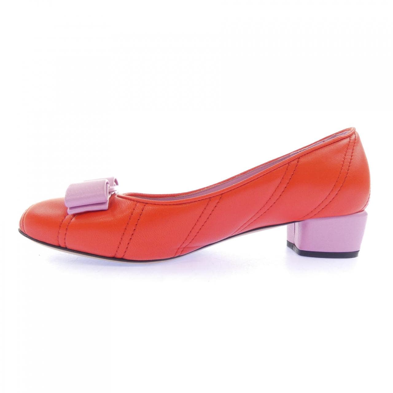 サルヴァトーレフェラガモ SALVATORE FERRAGAMO パンプス