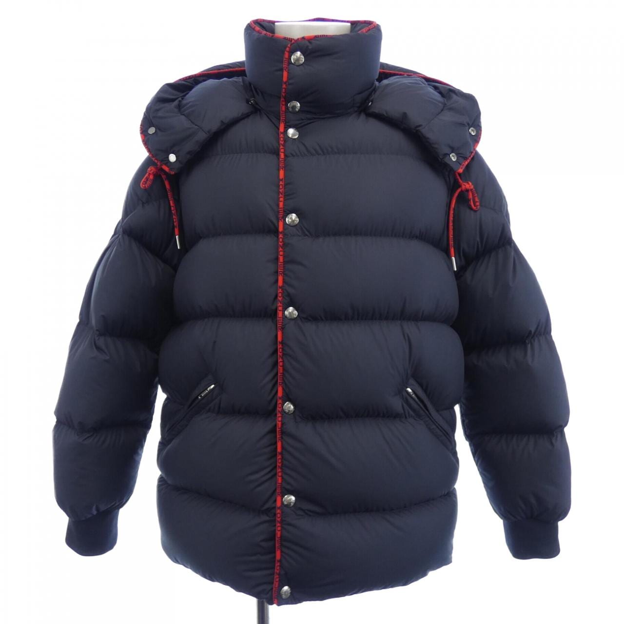 モンクレール MONCLER ダウンジャケット