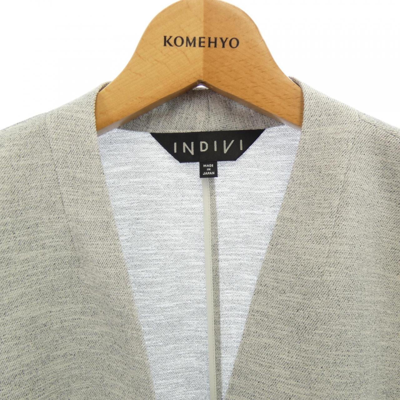 インディヴィ INDIVI スリーピース