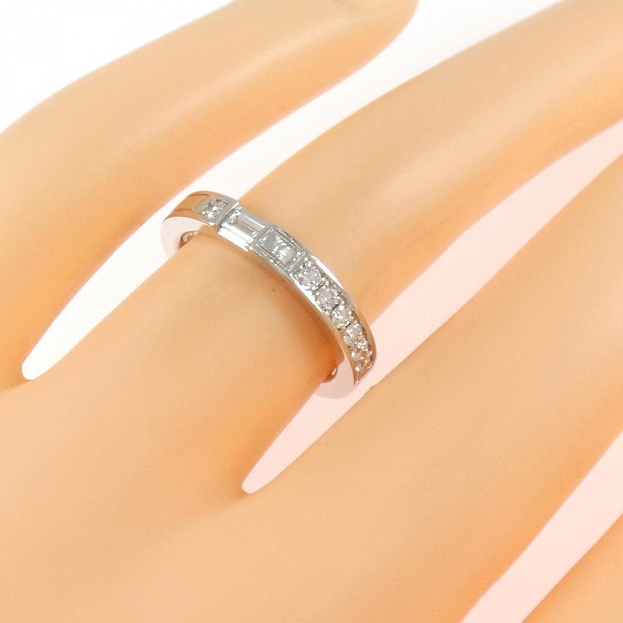 ハリーウィンストン トラフィック バイ ハリーウィンストン アクセントバンド リング