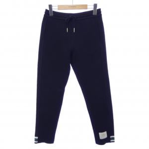 トムブラウン THOM BROWNE FJQ084A パンツ