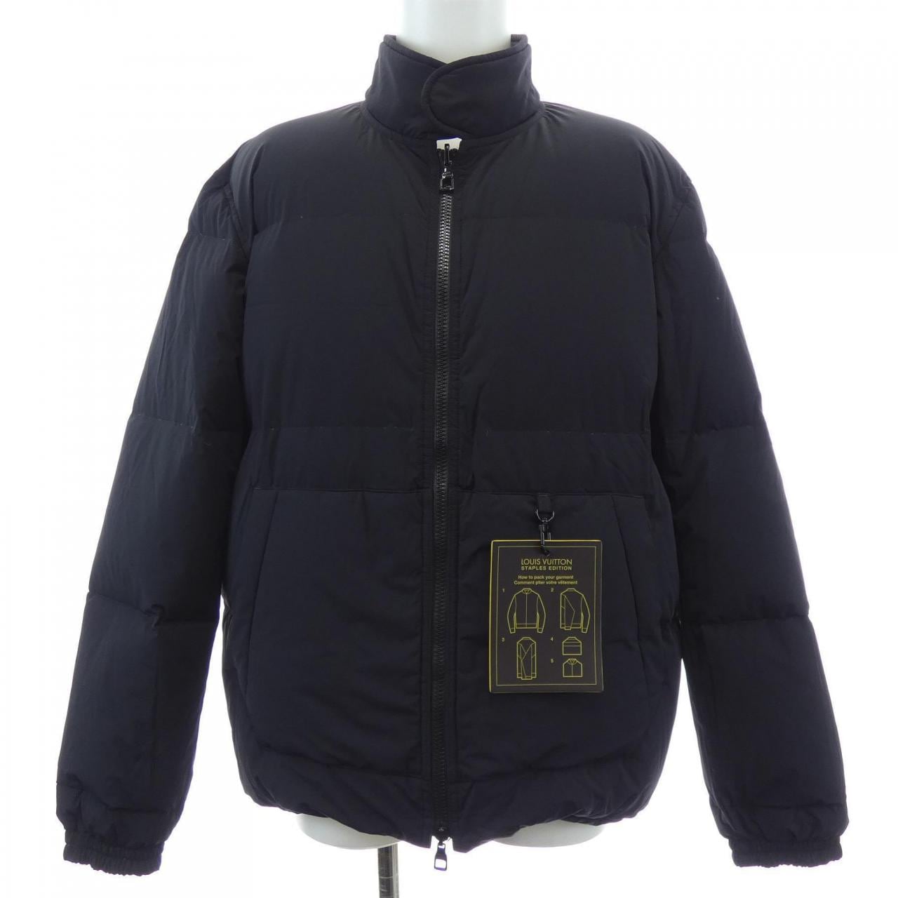 ルイヴィトン LOUIS VUITTON HLB45WAB2 ダウンジャケット