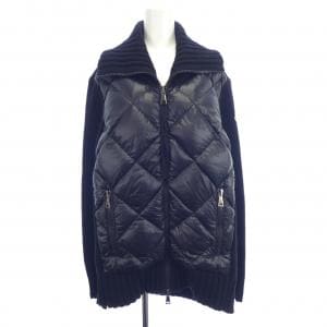 モンクレール MONCLER ダウンジャケット