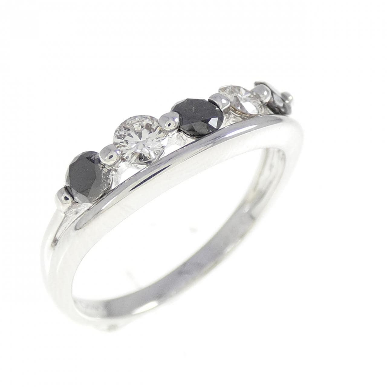 K18WG ダイヤモンド リング 0.56CT