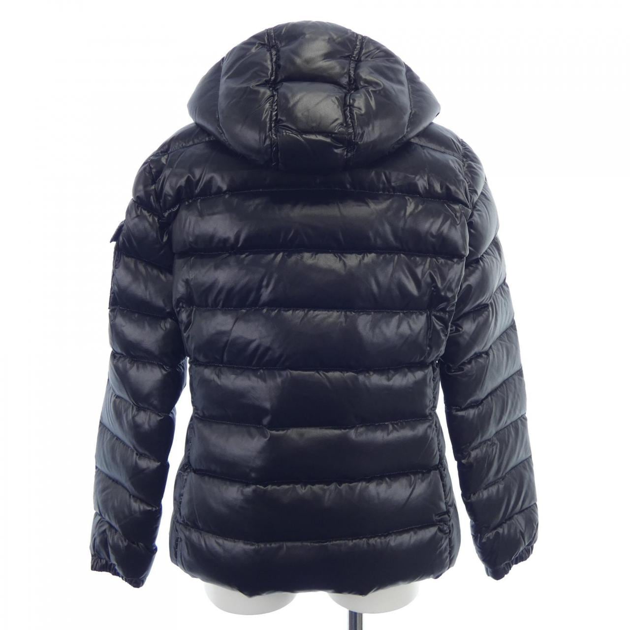 モンクレール MONCLER ダウンジャケット
