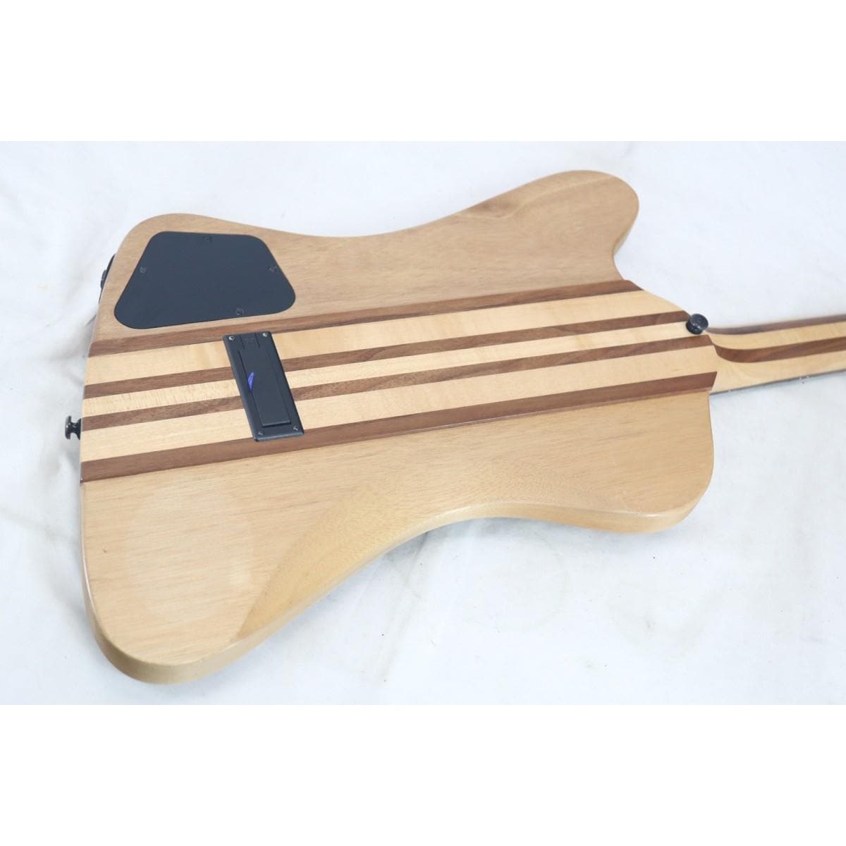 ＥＰＩＰＨＯＮＥ　　ＴＨＵＮＤＥＲＢＩＲＤ　ＰＲＯ　ＩＶ