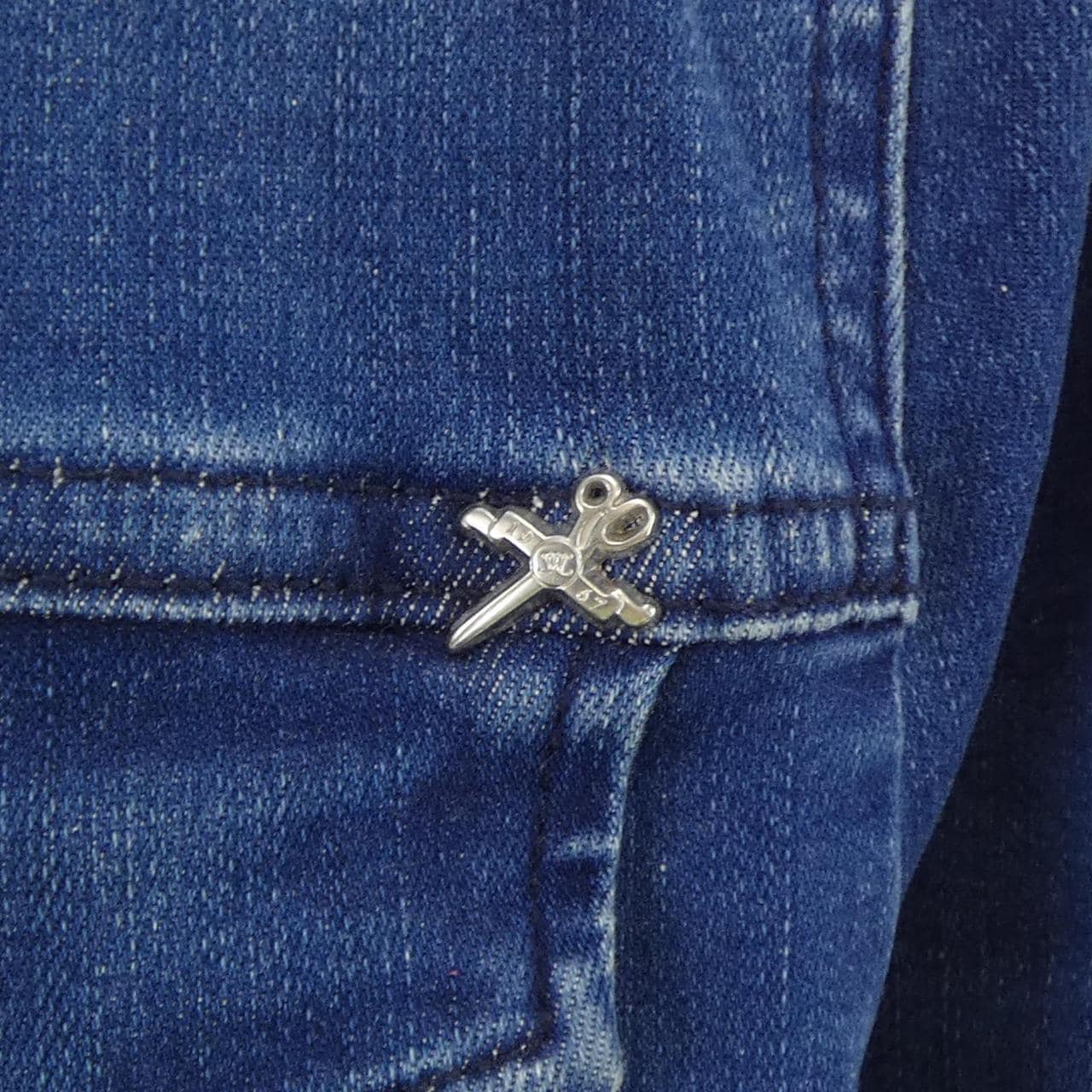 トラマロッサ TRAMAROSSA D392-12Moths ジャケット