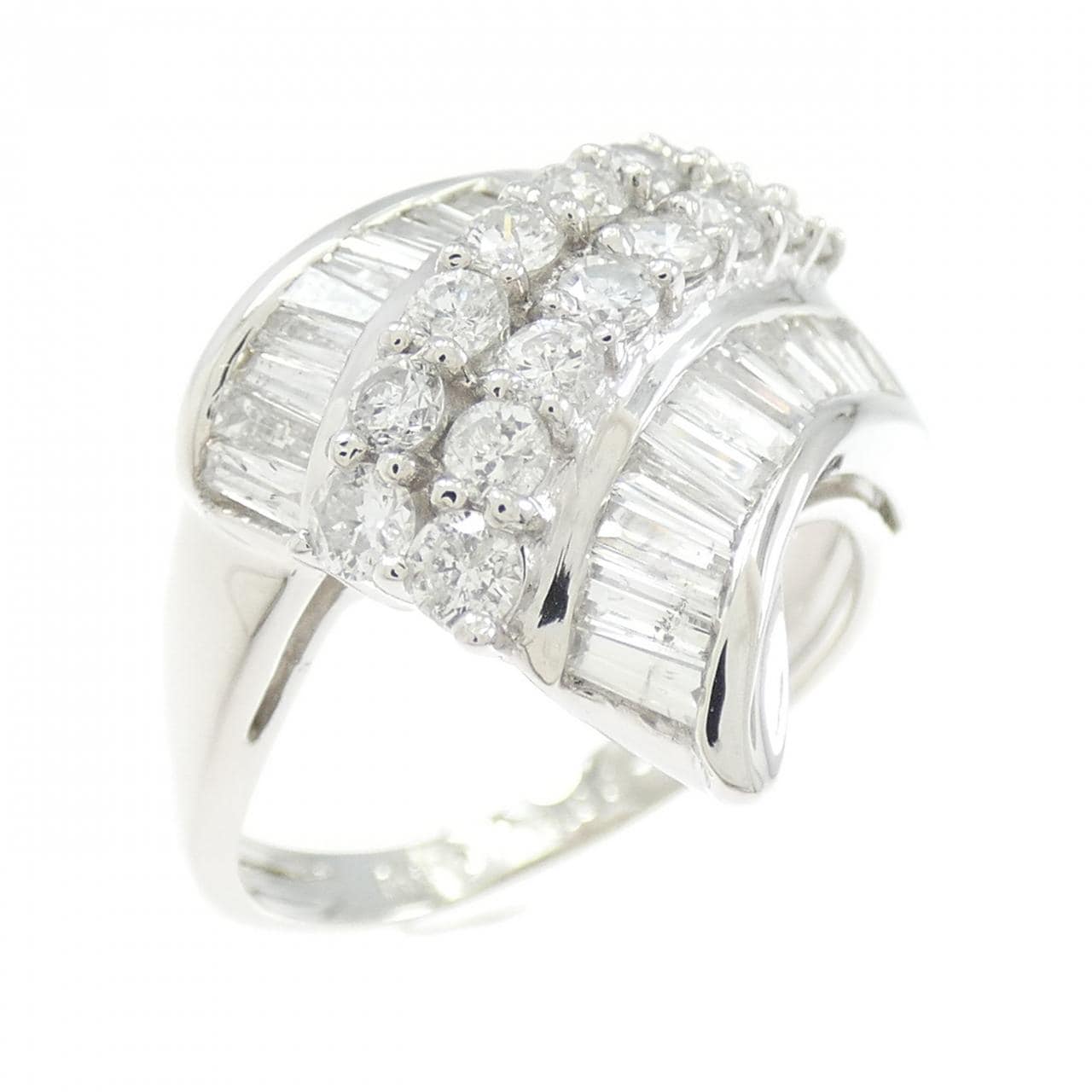 PT900 ダイヤモンド リング 1.00CT