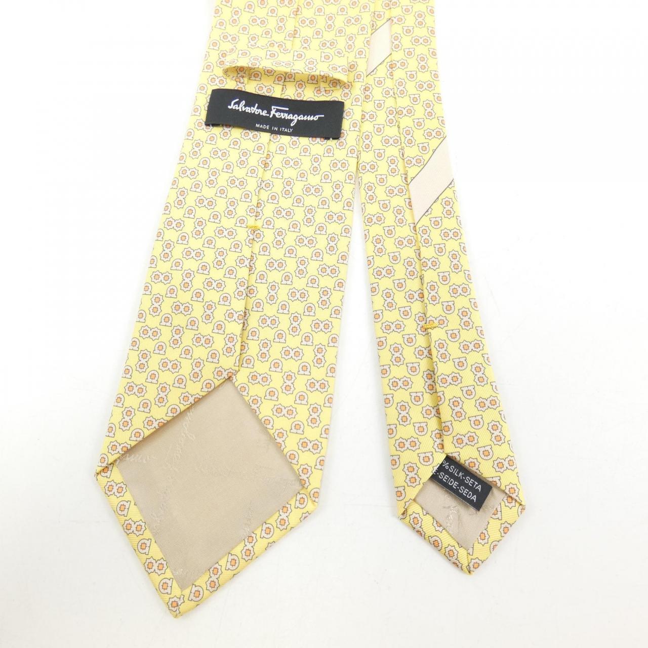 サルヴァトーレフェラガモ SALVATORE FERRAGAMO NECKTIE