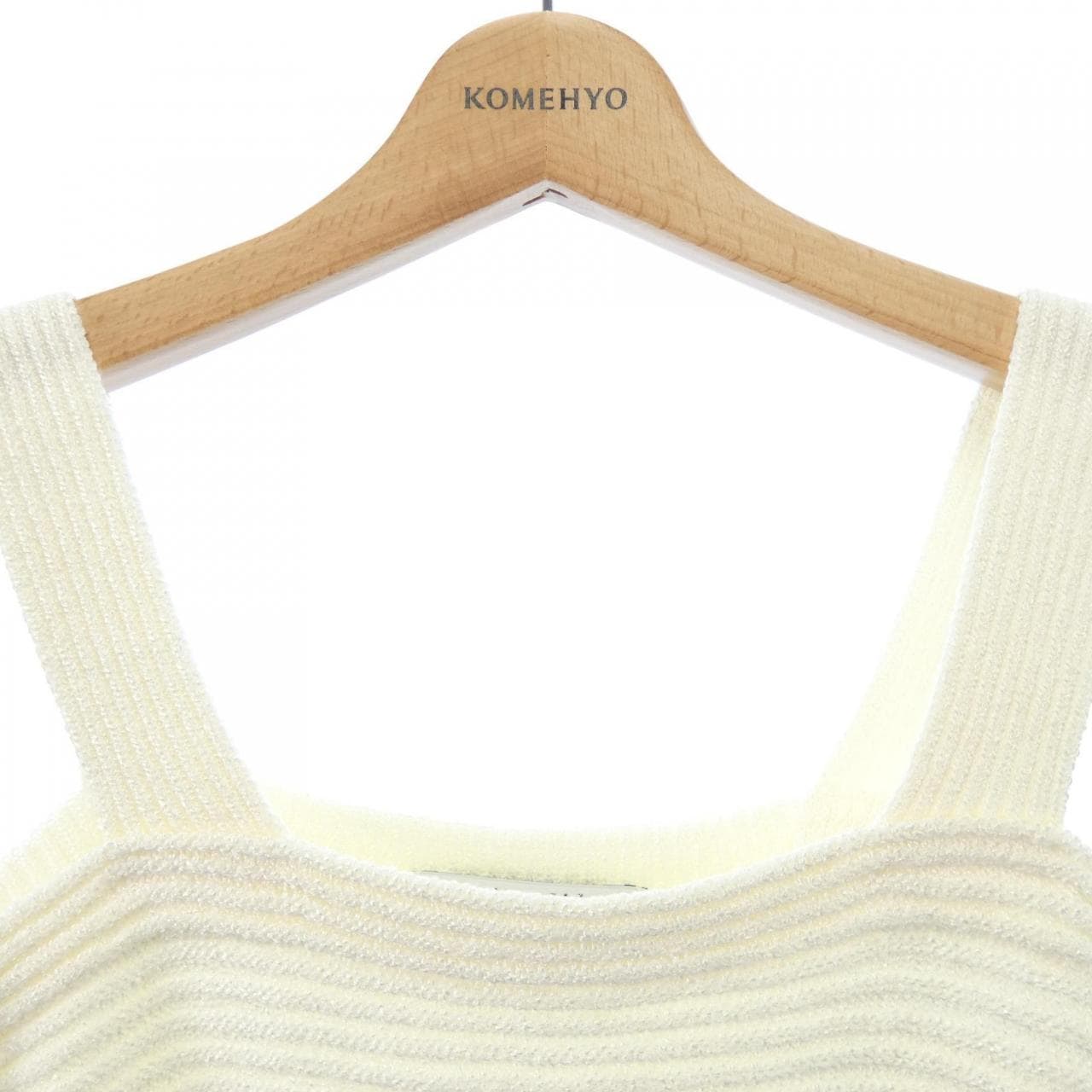 ミスアシダ miss ashida トップス