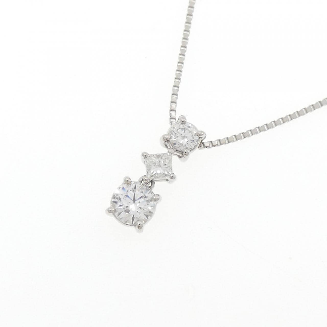 PT900/PT850 ダイヤモンド ネックレス 0.322CT