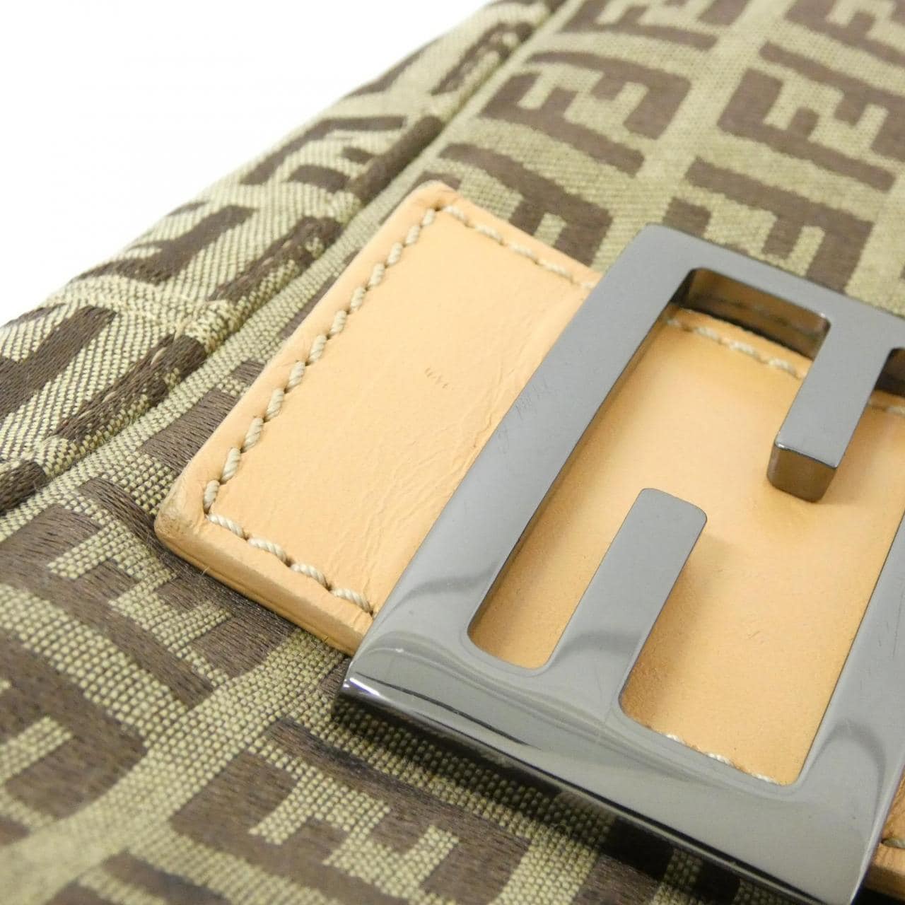 【ヴィンテージ】フェンディ マンマ バゲット 8BR001 ショルダーバッグ