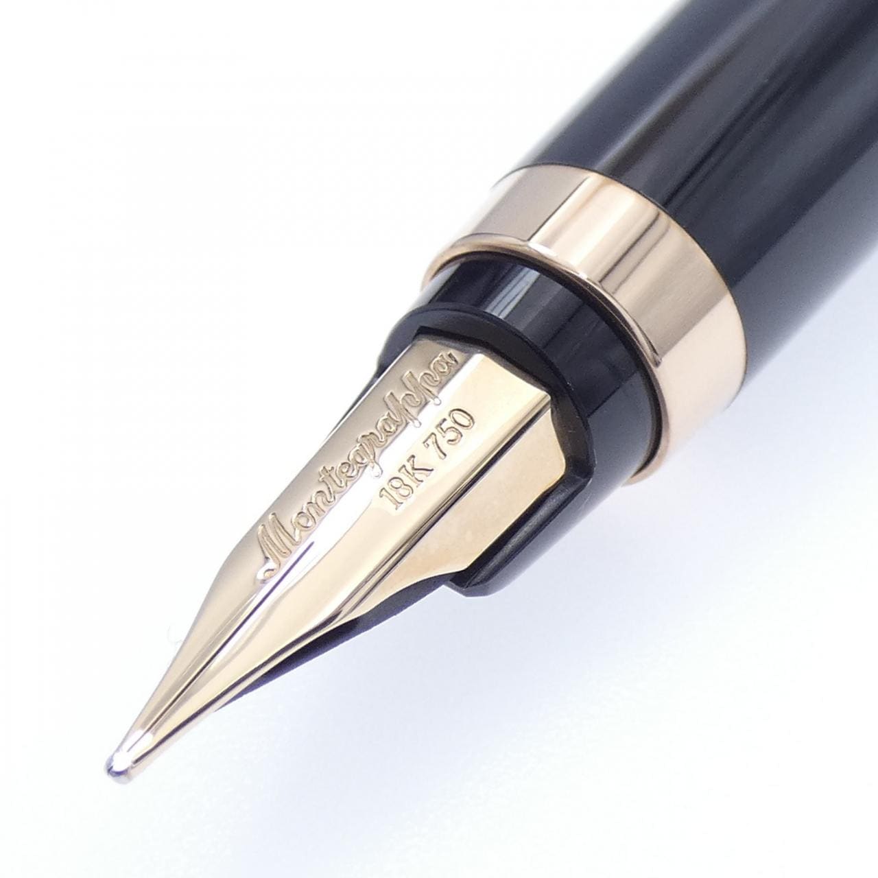 モンテグラッパ ネロウーノ リネア 万年筆