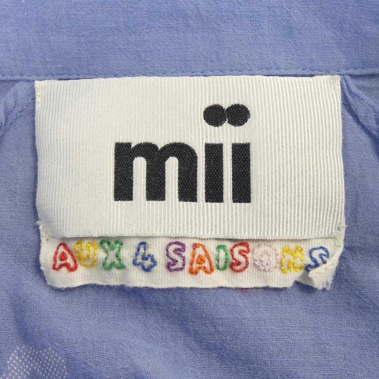 ミー mii シャツ