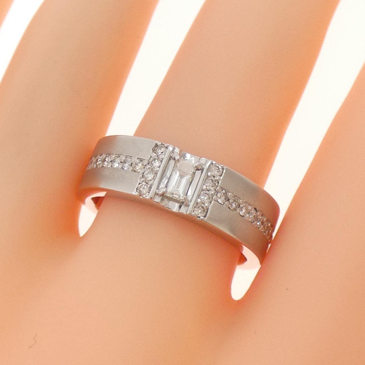 PT950 ダイヤモンド リング 0.40CT