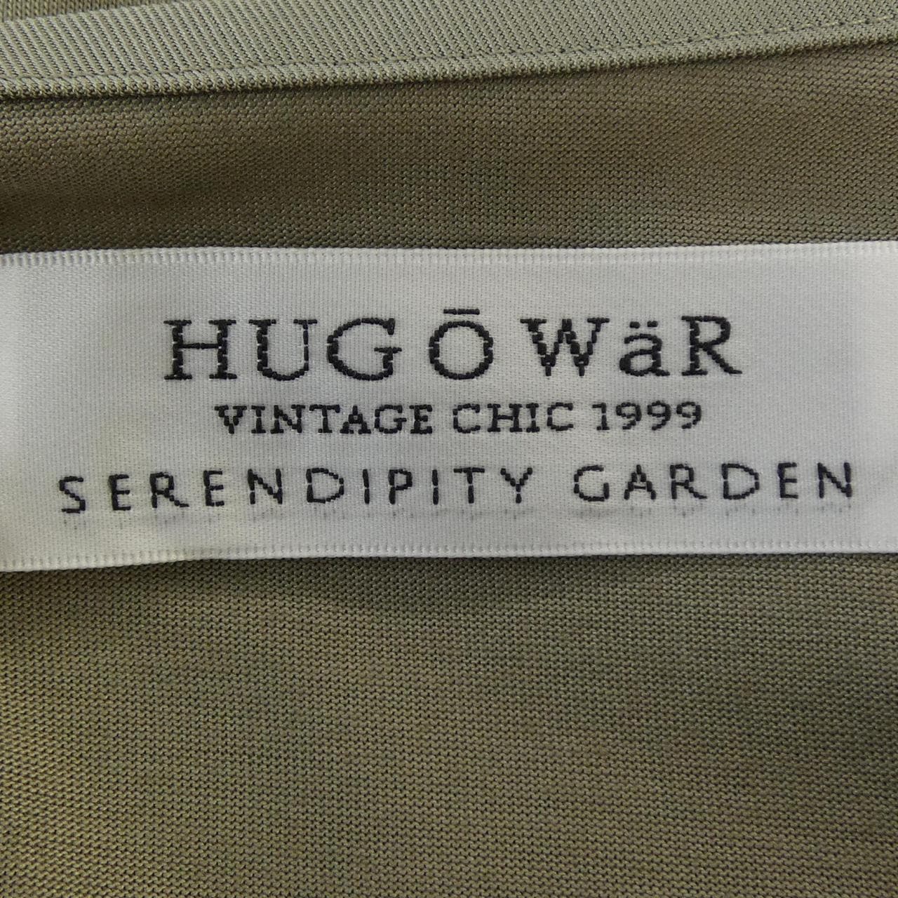 ハグオーワー Hug o war トップス