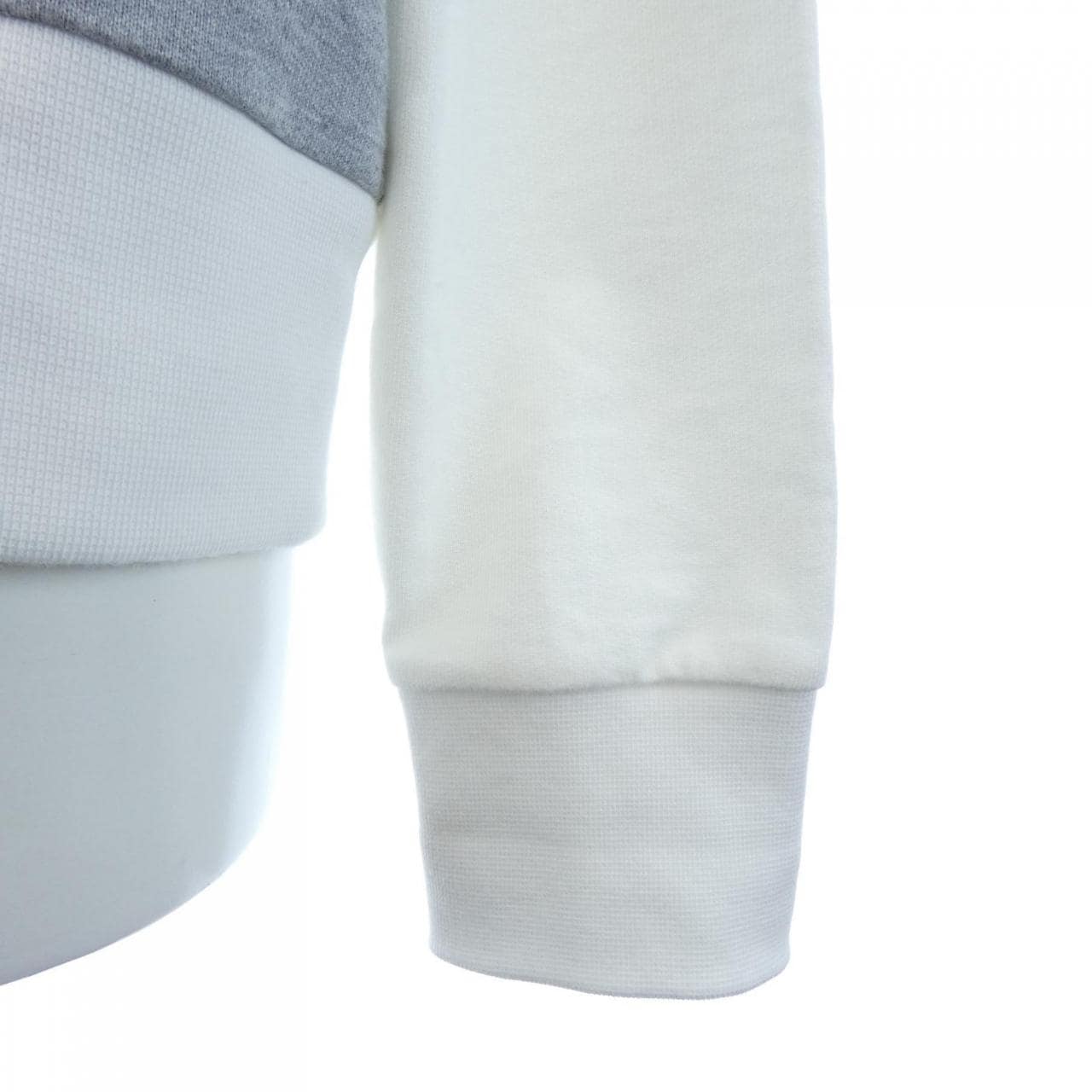 トムブラウン THOM BROWNE MJT376F パーカー