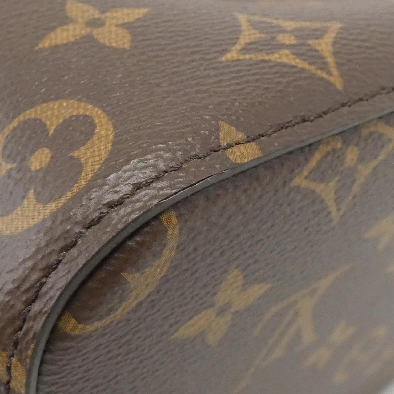 LOUIS VUITTON Monogram Neo Noe M44020 單肩包