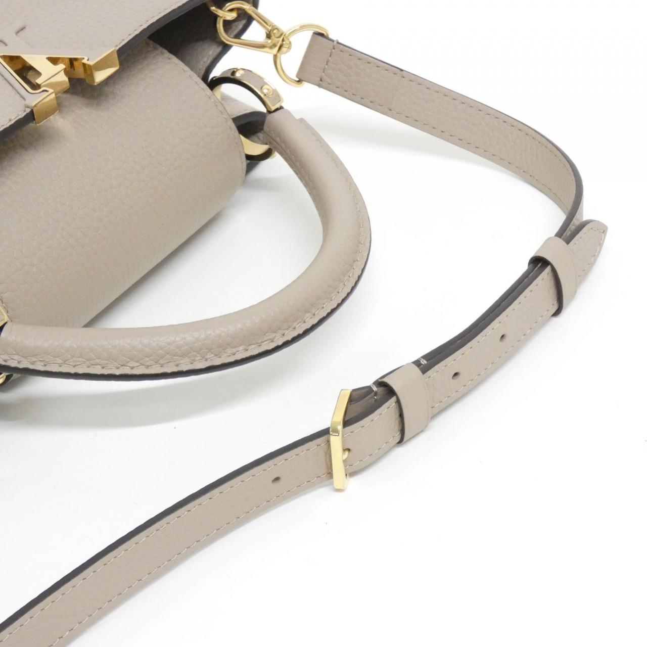 LOUIS VUITTON Capucines BB M94634 包