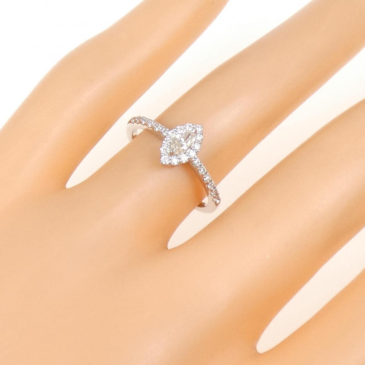 PT950 ダイヤモンド リング 0.30CT