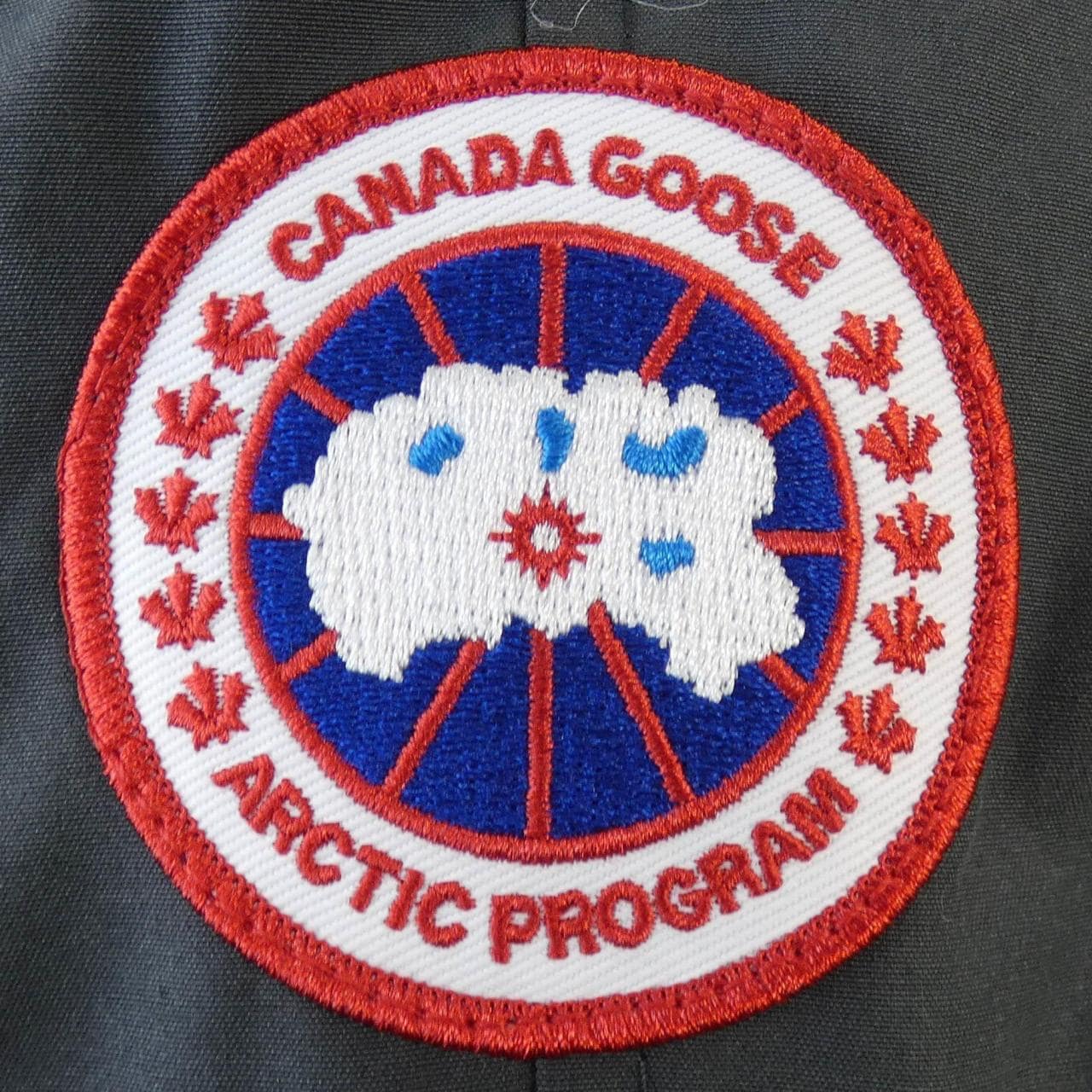 カナダグース CANADA GOOSE チリワック ボンバー CHILLIWACK BOMBER 2050W ダウンジャケット