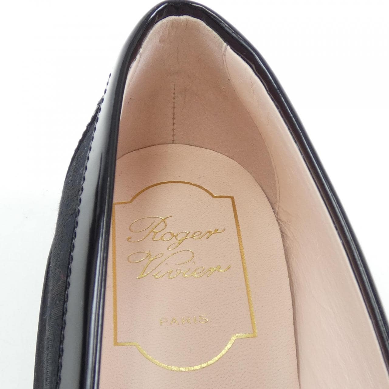 ROGER VIVIER ·维维亚鞋履