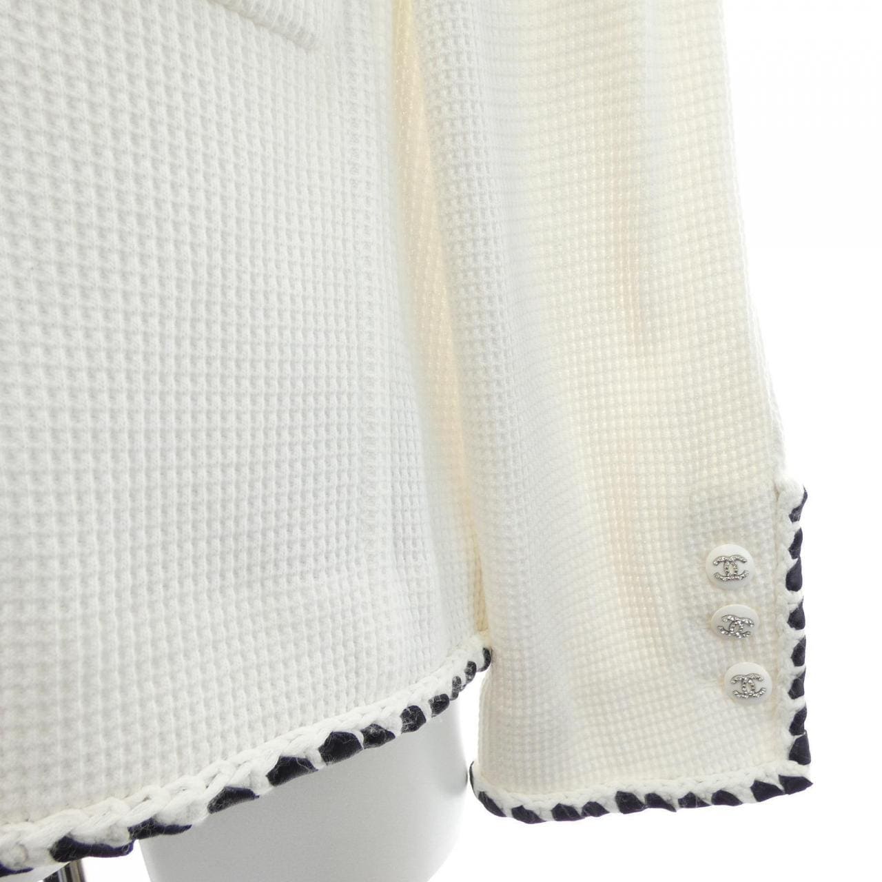 シャネル CHANEL P70028V60820 21C ノーカラージャケット