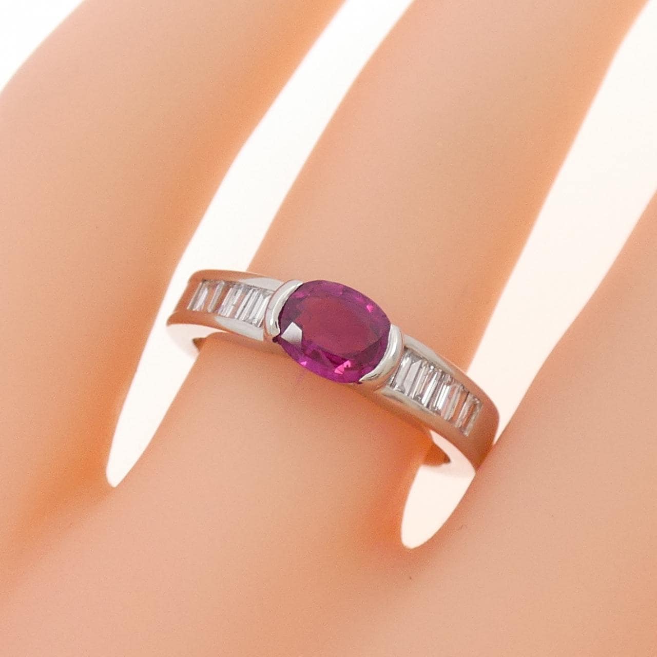 PT900 ルビー リング 0.65CT