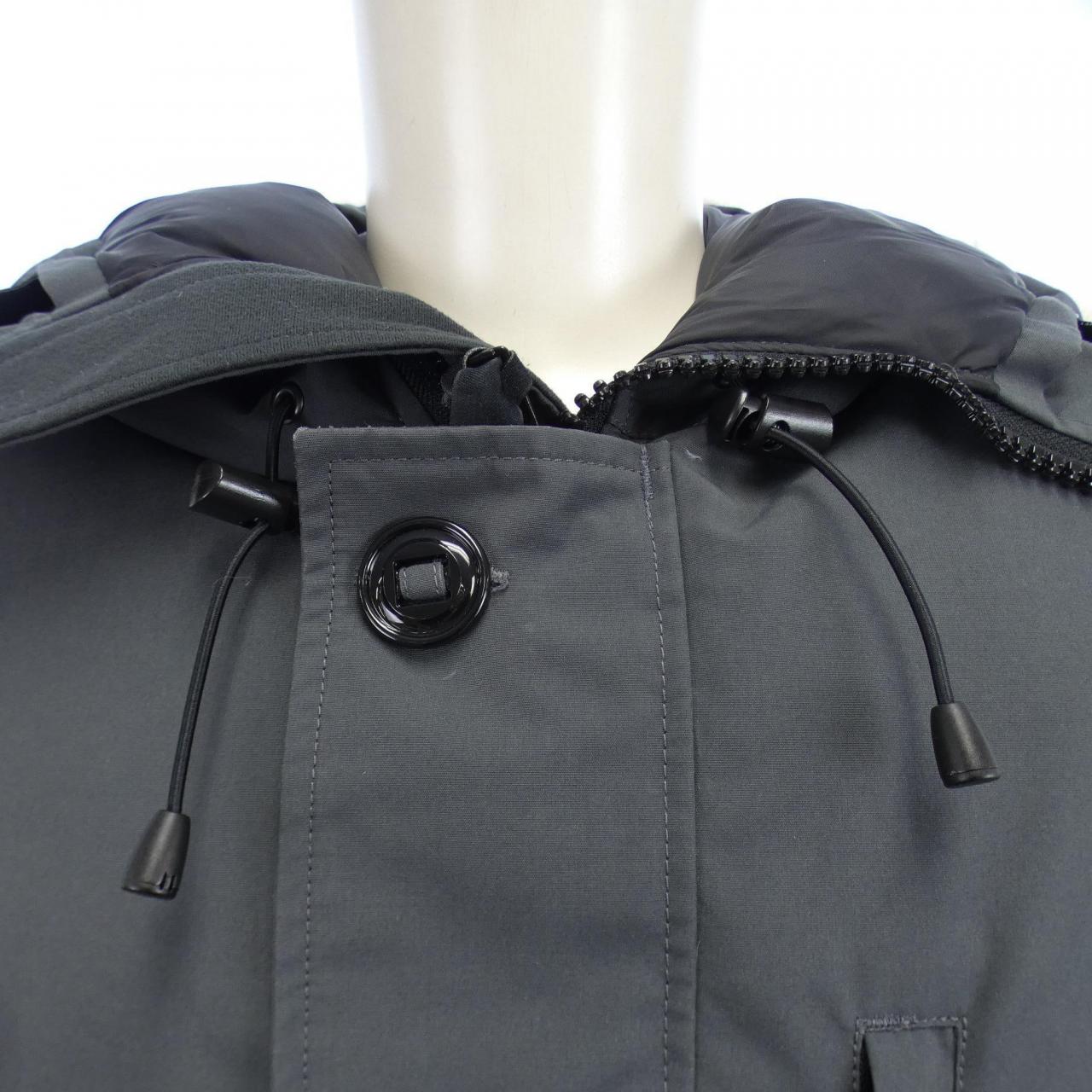 カナダグース CANADA GOOSE ダウンジャケット