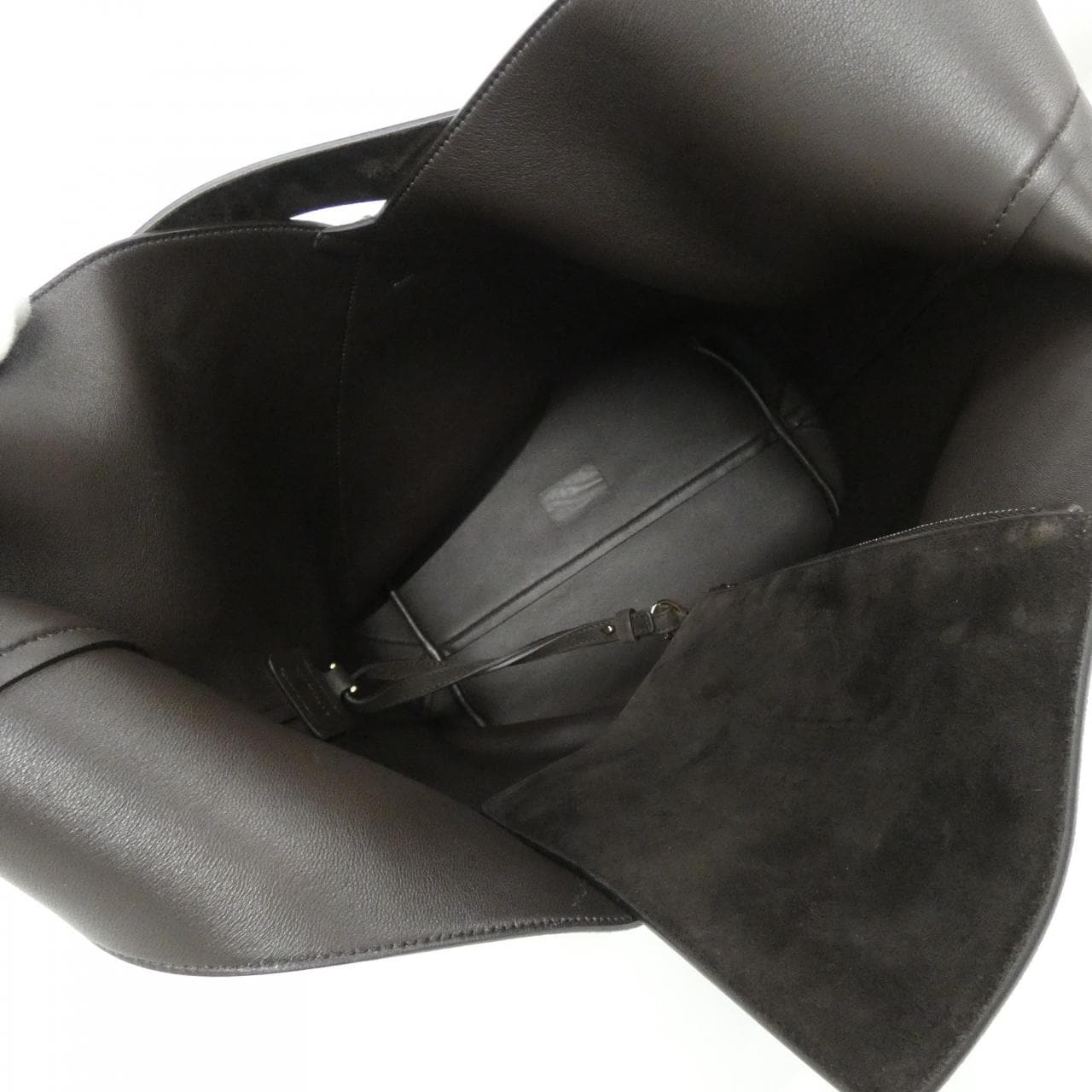 サルヴァトーレフェラガモ 21 A004 ショルダーバッグ