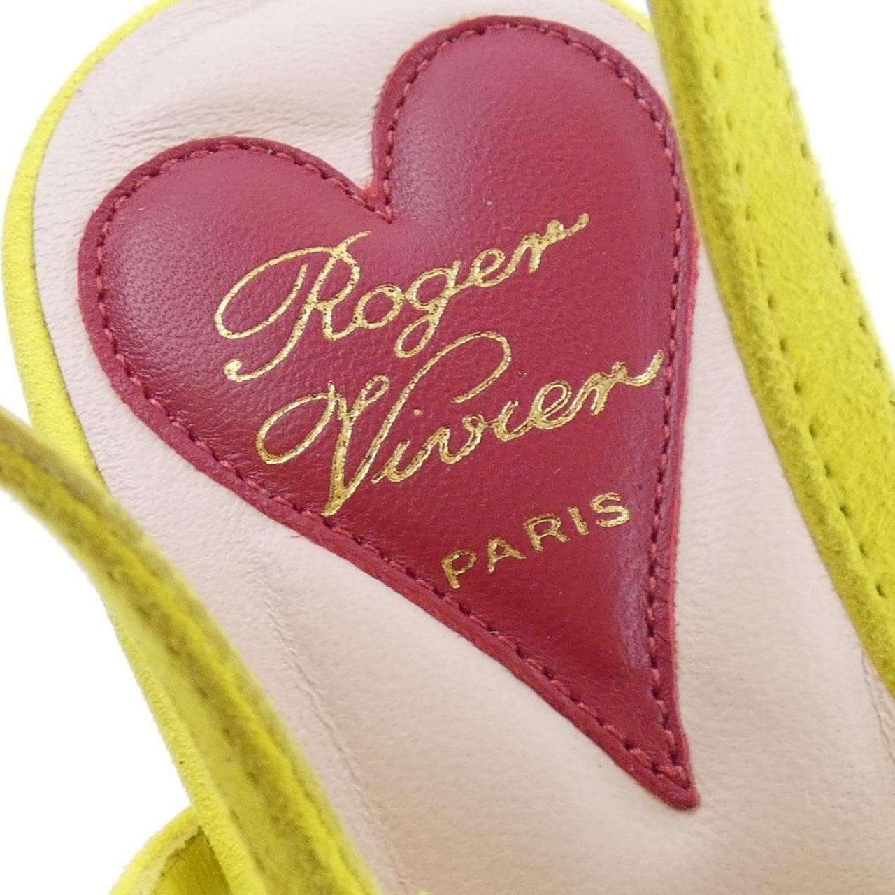 ロジェヴィヴィエ ROGER VIVIER パンプス
