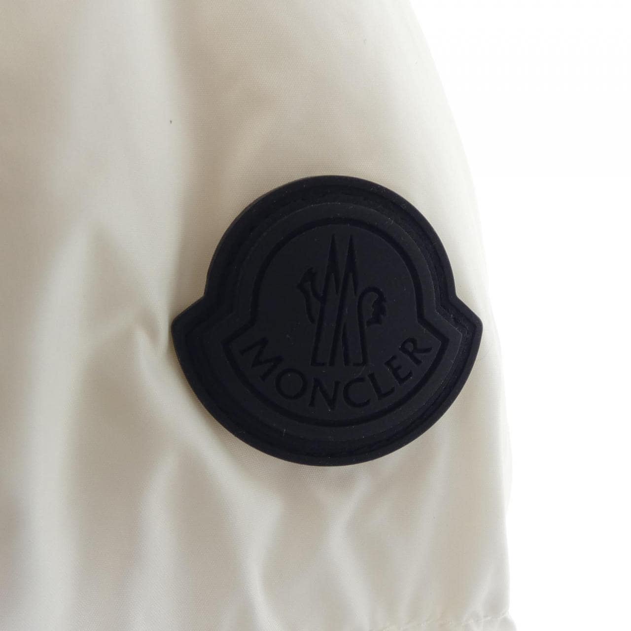 モンクレール MONCLER MONTCLA ダウンジャケット