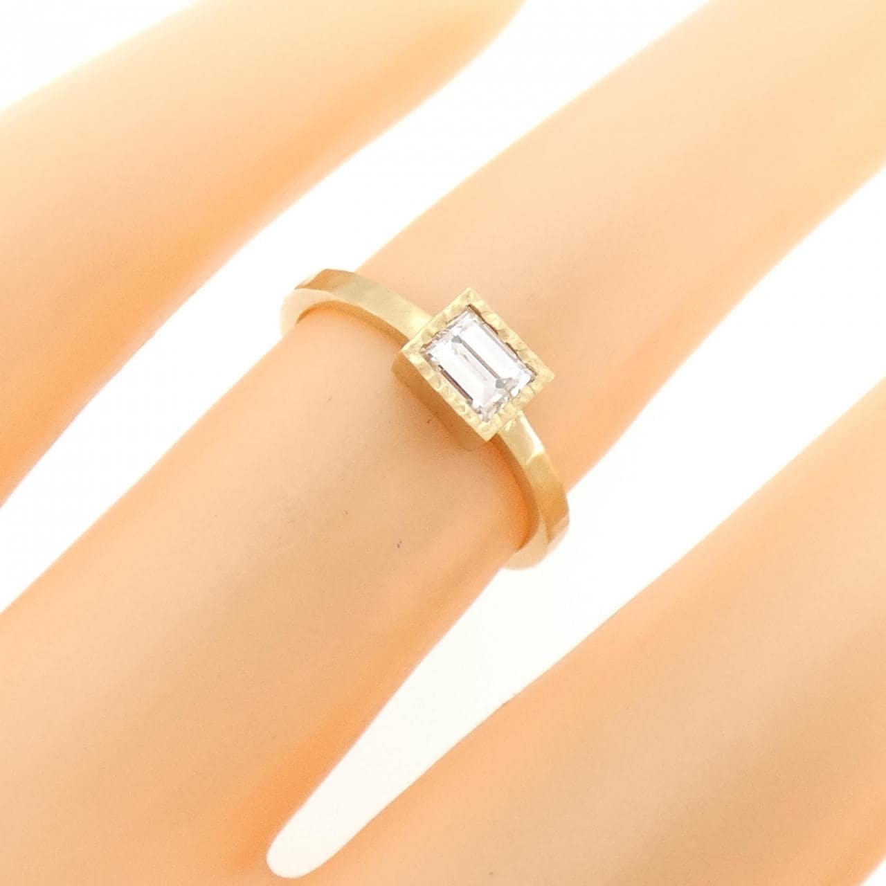 [BRAND NEW] K18YG Diamond Ring 0.28CT