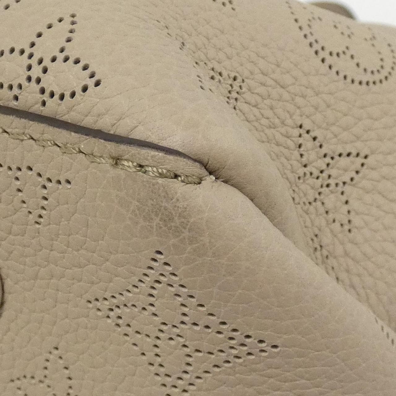 ルイヴィトン マヒナ ベラ トート M59201 バッグ