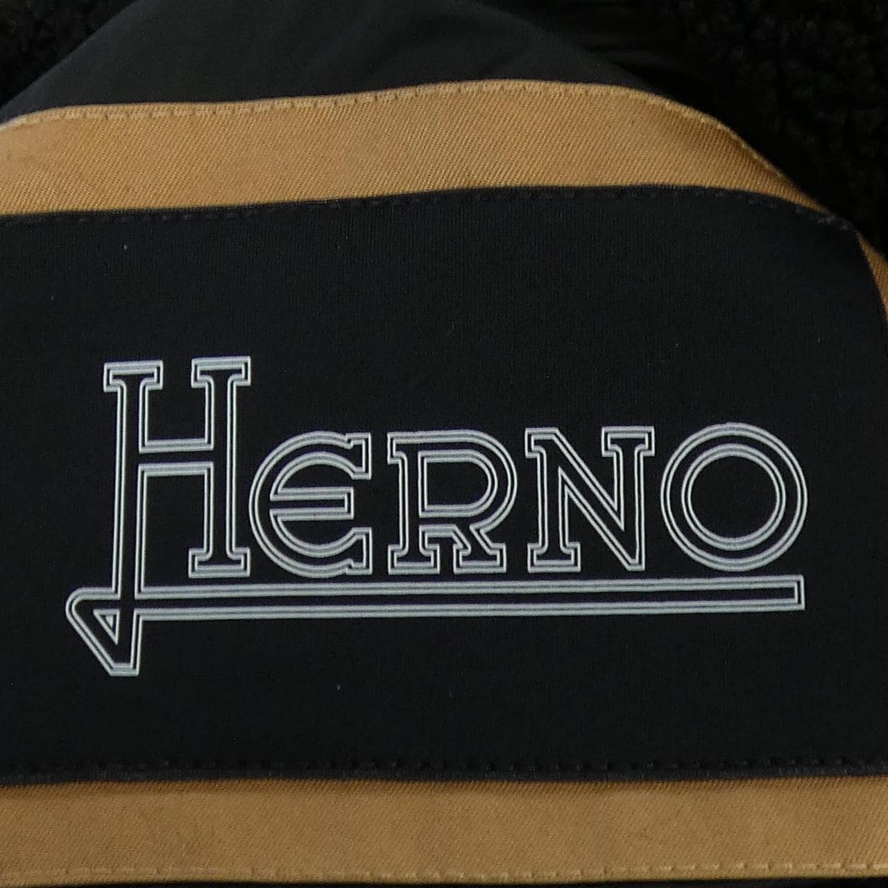 ヘルノ Herno GI000432U ジャケット