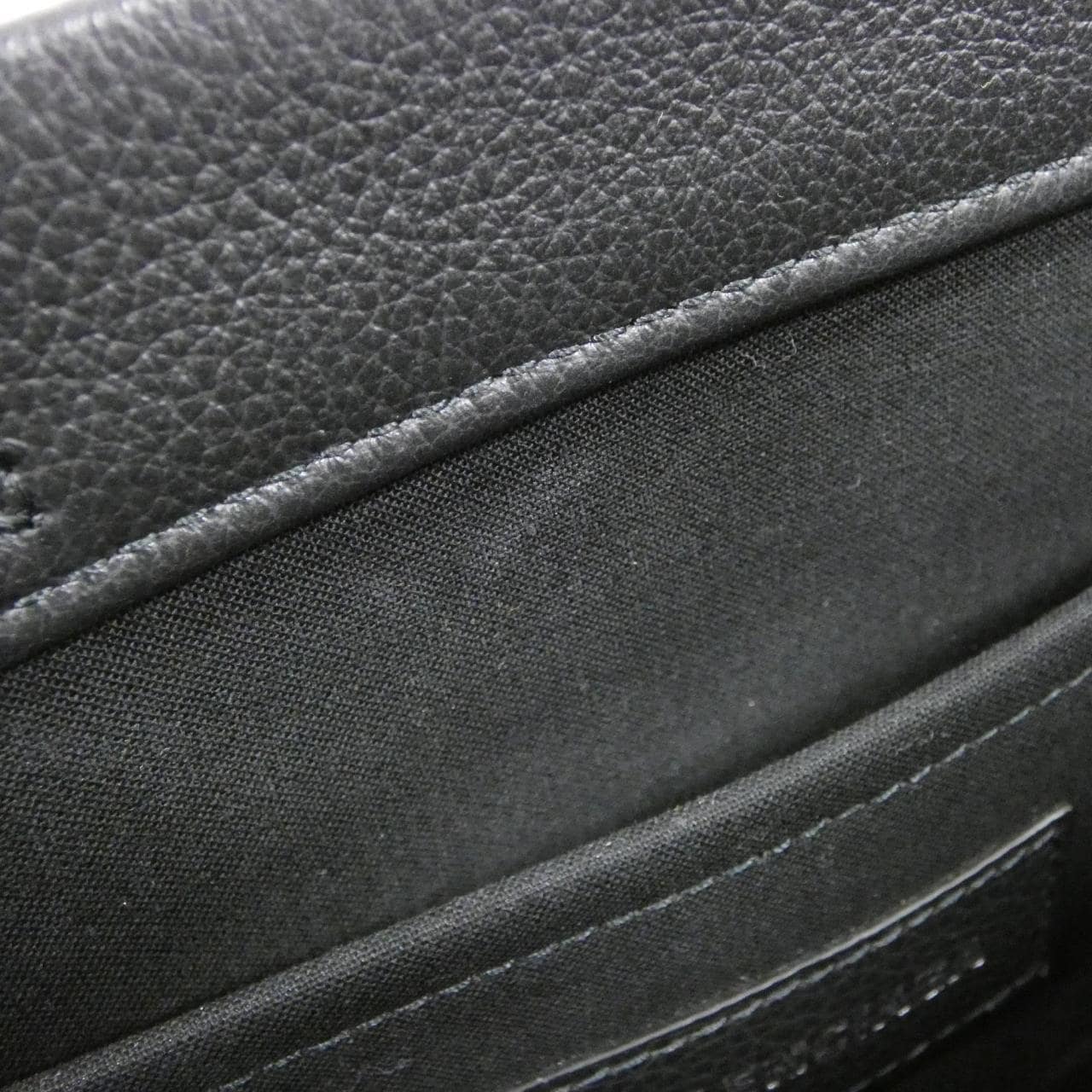 バレンシアガ ハードウェア 671402 2103A バッグ