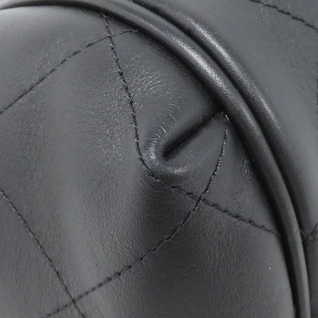 シャネル バッグ