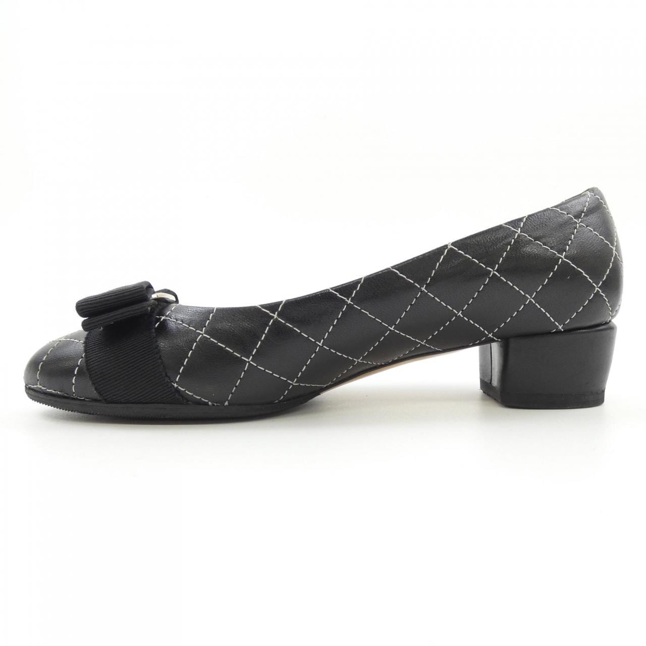 サルヴァトーレフェラガモ SALVATORE FERRAGAMO パンプス