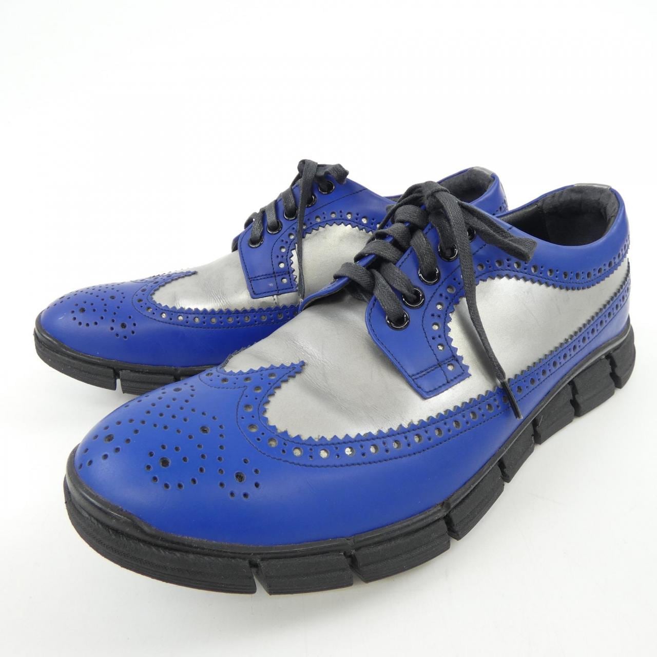 HIROSHI TSUBOUCHI スニーカー