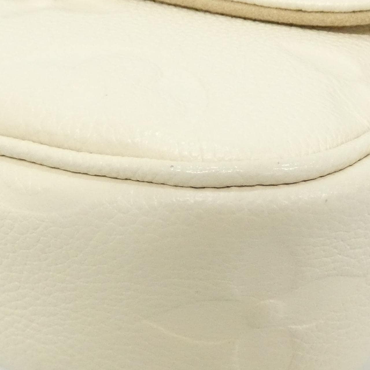 ルイヴィトン モノグラム アンプラント ウォレット オン チェーン アイビー M82210 ショルダーバッグ