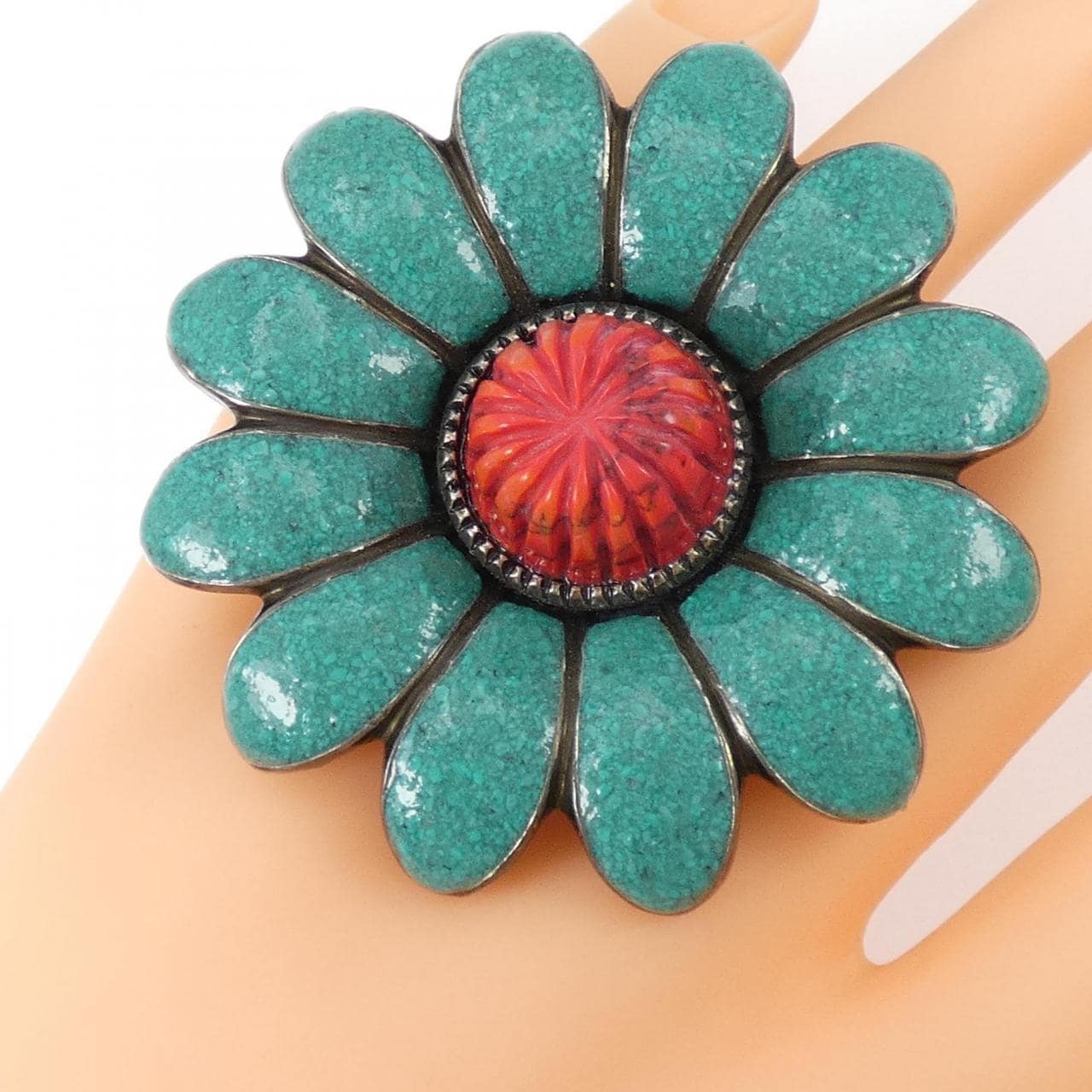 gucci flower resin ring