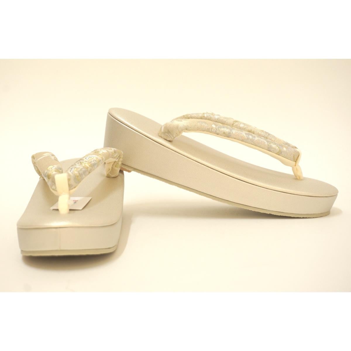 【新品】女草履　Ｍサイズ