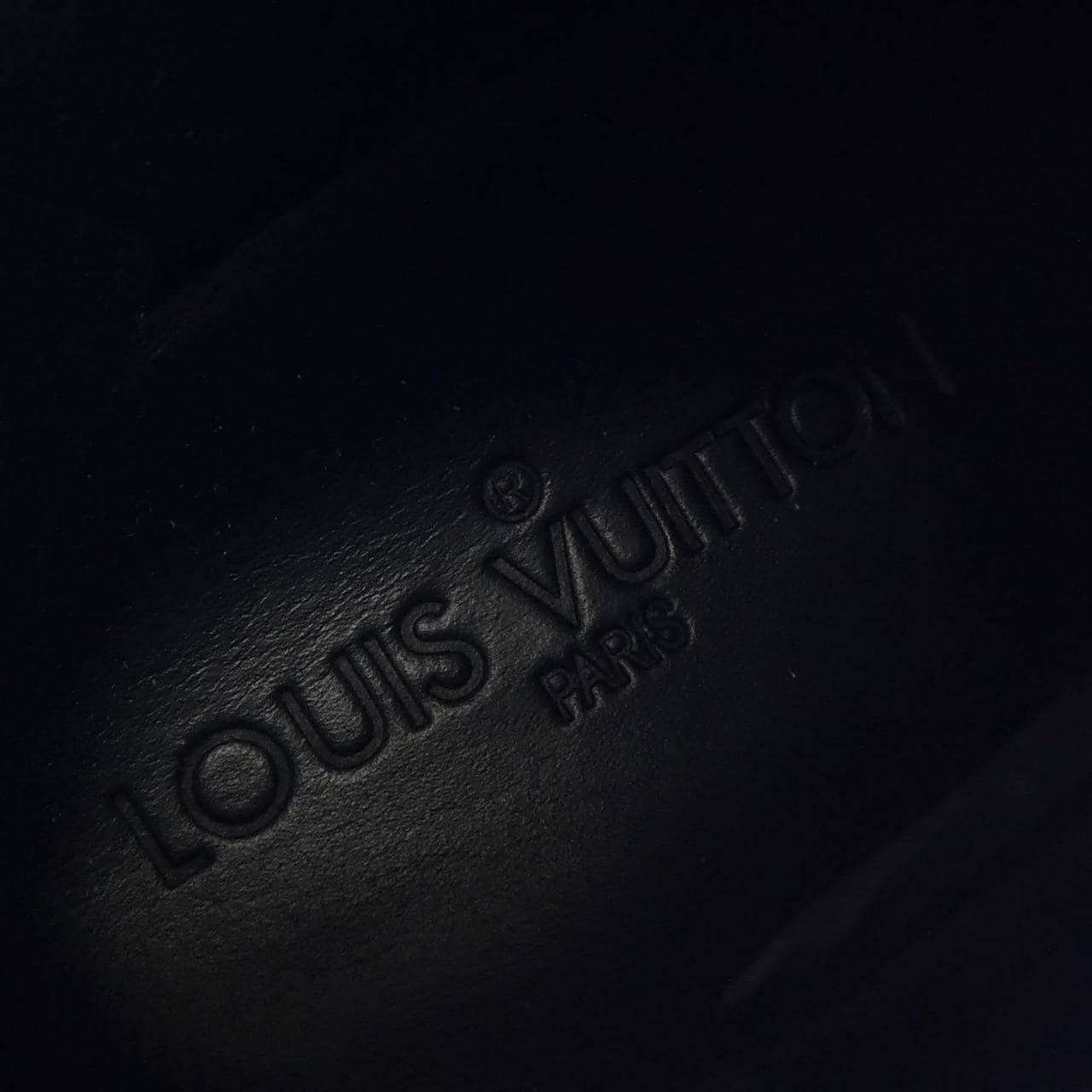 ルイヴィトン LOUIS VUITTON MS0156 スニーカー