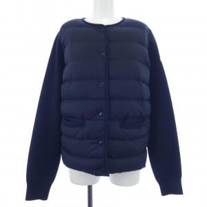 モンクレール MONCLER ダウンジャケット