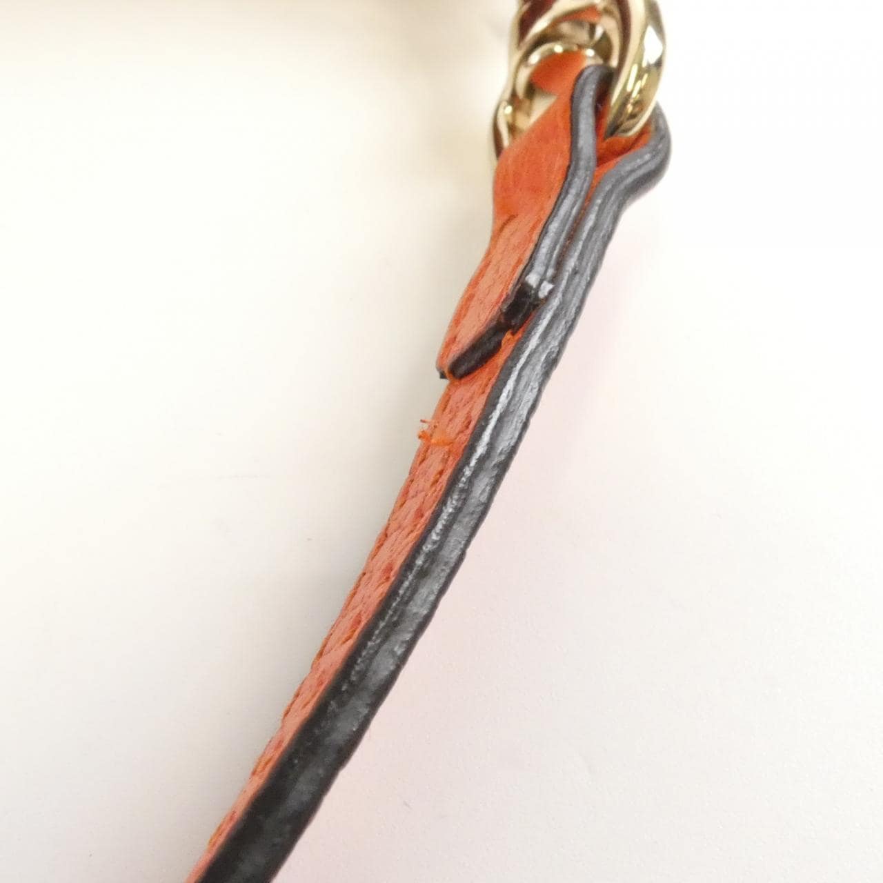 グッチ 368827 CAO0C バッグ