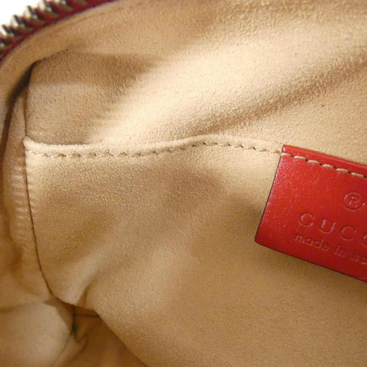 グッチ GG MARMONT 476165 DRW2T ポーチ