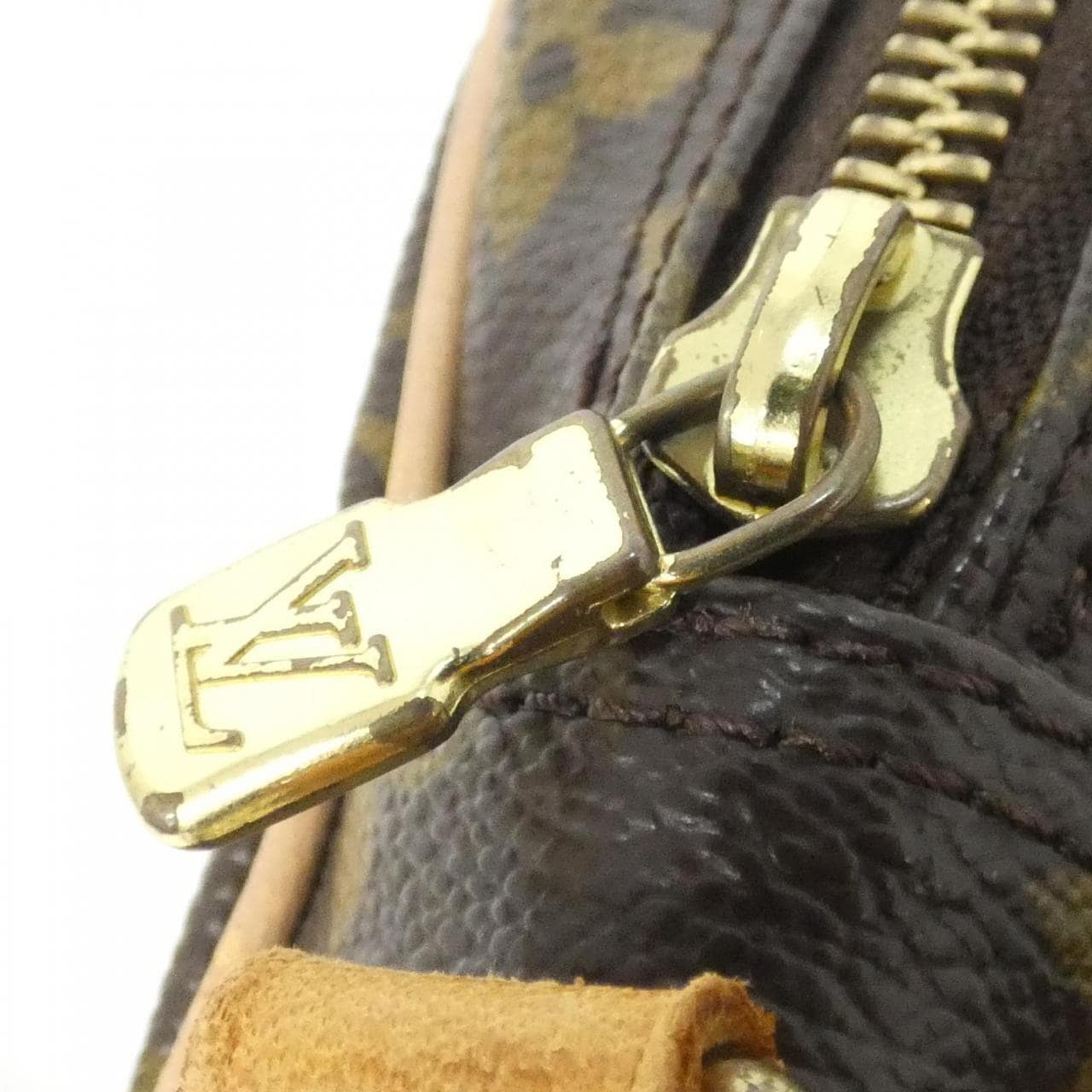 ルイヴィトン モノグラム アマゾン M45236 ショルダーバッグ