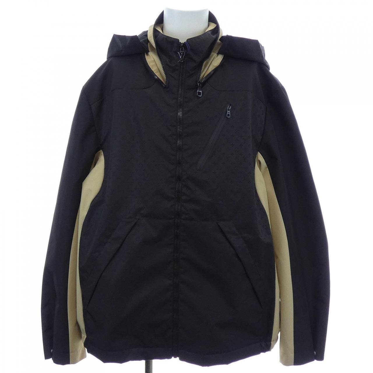 ルイヴィトン LOUIS VUITTON ミニモノグラムテクニカルショートパーカ HPB16EZS0 ジャケット