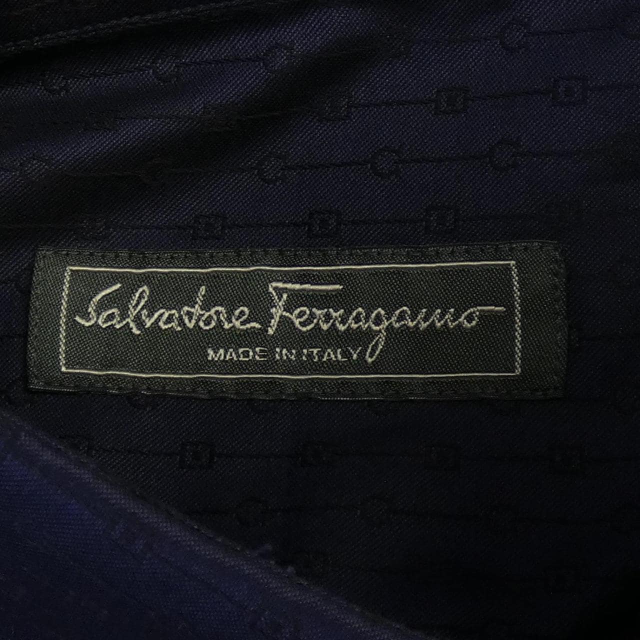 サルヴァトーレフェラガモ SALVATORE FERRAGAMO シャツ