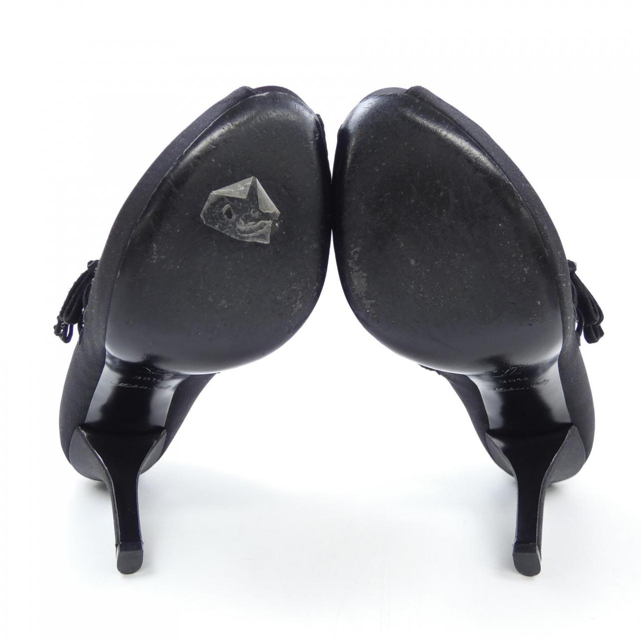 LOUIS VUITTON LOUIS VUITTON PUMPS